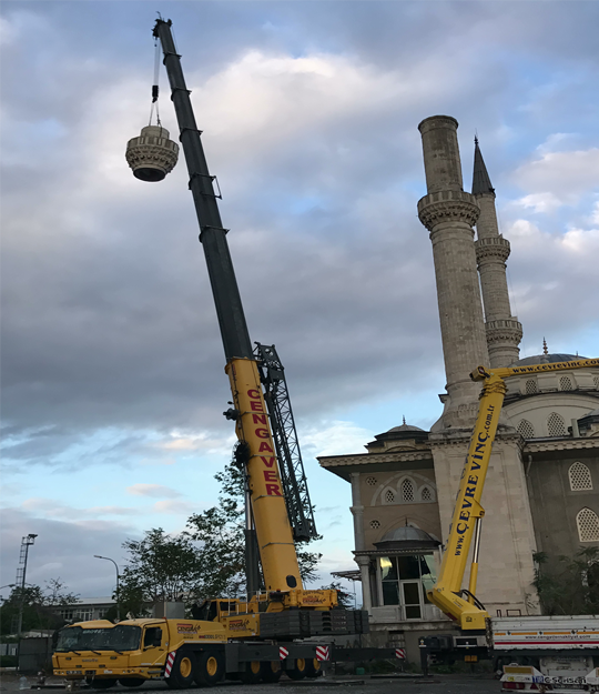 KADIKÖY HAYDARPAŞA CAMİİ