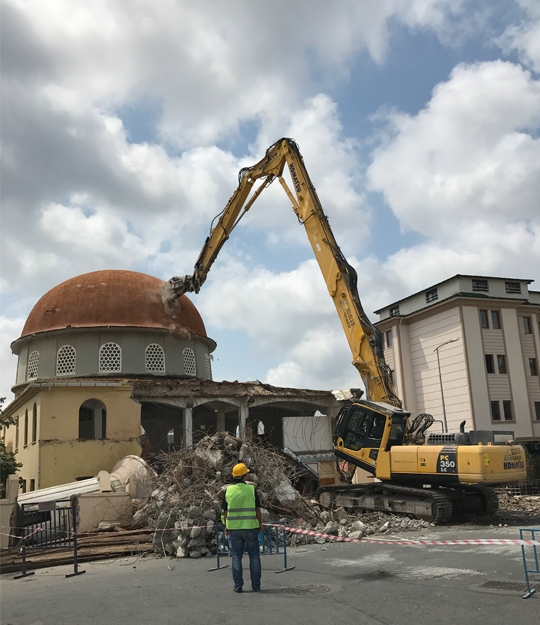 ÜSKÜDAR SARAY CAMİİ