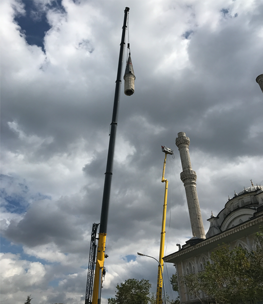 KADIKÖY HAYDARPAŞA CAMİİ